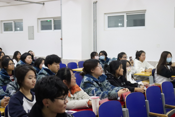bat365官方官网||管理学院||“凝聚青春力量 共建反邪防线”主题教育活动