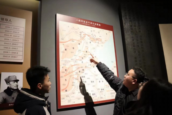 bat365官方官网||管理学院||踏寻革命足迹，传承红色基因—我院入党积极分子走进冉庄地道战博物馆参观学习
