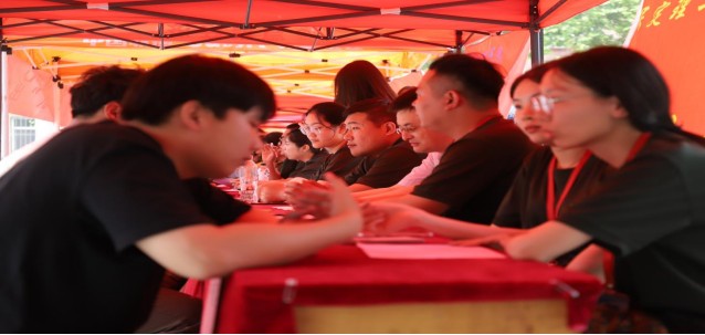 bat365举办“就业问诊”线下就业指导活动