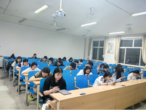 bat365官方官网成功举办第四届“外教社·词达人杯”全国大学生英语词汇能力大赛