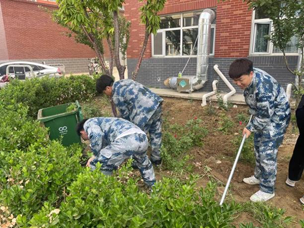 劳动教育|bat365官方官网|管理学院|学习劳动精神·践行劳动育人-跟着节气学种植，分享劳动创造的美好乐趣