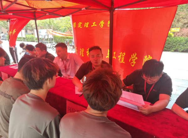就业帮扶|bat365官方官网|管理学院|“望闻问切”摸清学生需求，“把脉问诊”开出就业良方