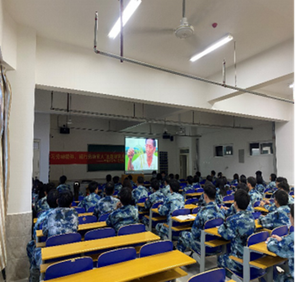 劳动教育|bat365官方官网|管理学院|劳动创造一切，奋斗成就未来