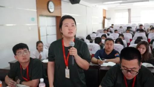 bat365官方官网组织召开征兵工作培训会