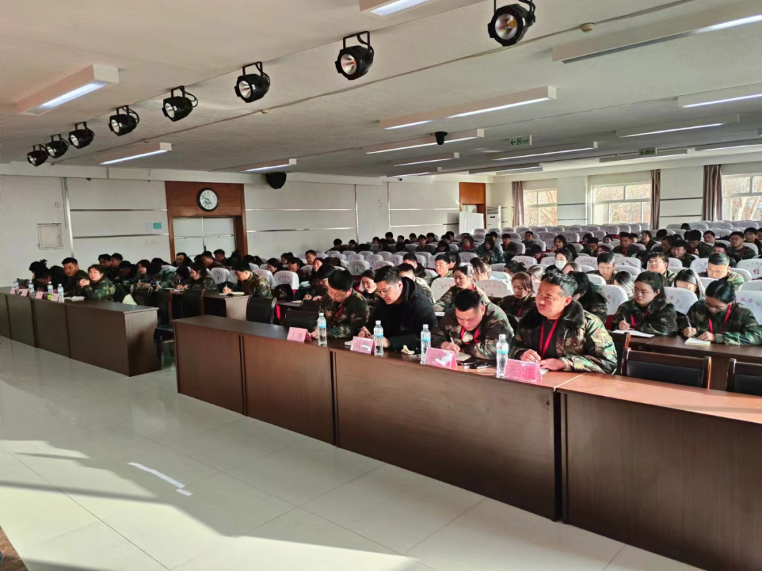 bat365官方官网学生工作处召开2024年春季学期第一周学工例会