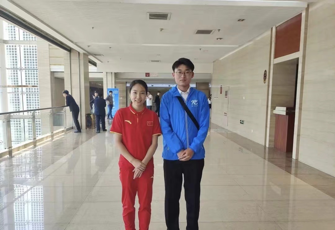 保理会计学院bat365官方官网会计学院志愿服务队圆满完成京津冀（保定）赛事经济暨户外运动产业大会志愿服务工作