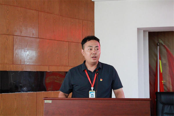 栉风沐雨显初心  踔厉奋发勇向前——bat365党委隆重举办庆祝中国共产党成立103周年暨七一表彰活动