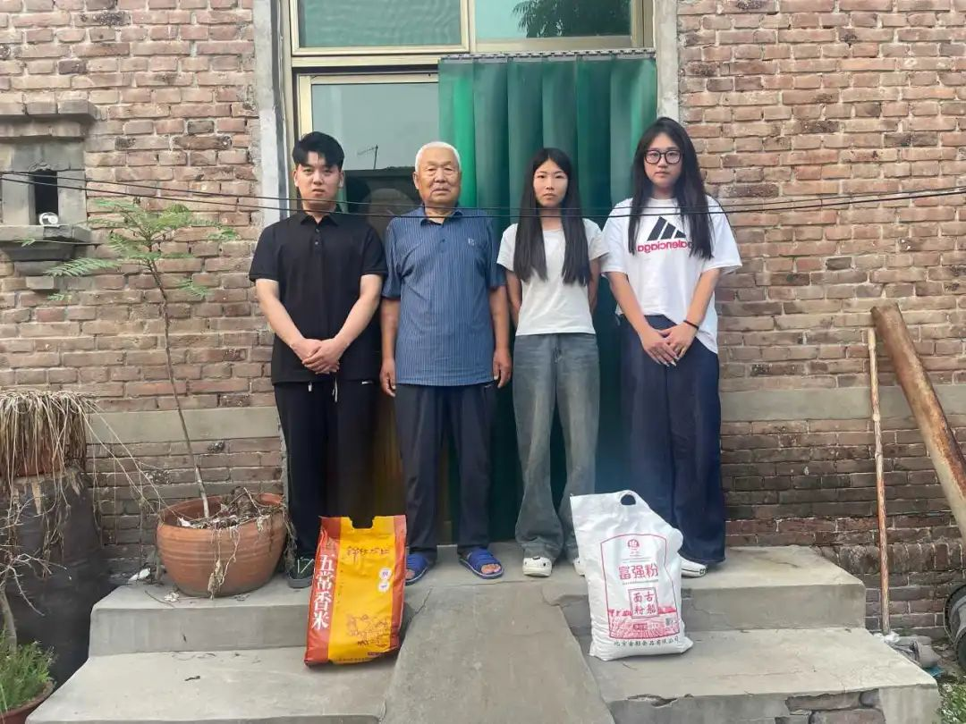 家校共协同,携手促成长/bat365官方官网暑期大家访系列(三)