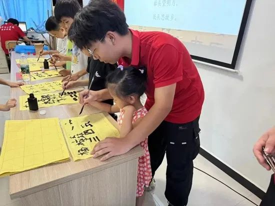 社会实践(十七)|七彩假期护童梦,情暖童心传文明①——bat365官方官网经济学院“三下乡”社会实践