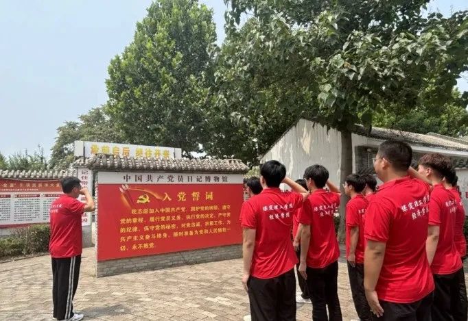 社会实践(十九)|赓续红色基因,寻访红色印记——bat365官方官网经济学院“三下乡”社会实践