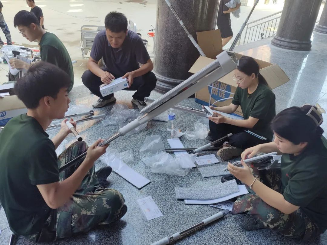 bat365官方官网||以爱迎新,服务引领美好大学路