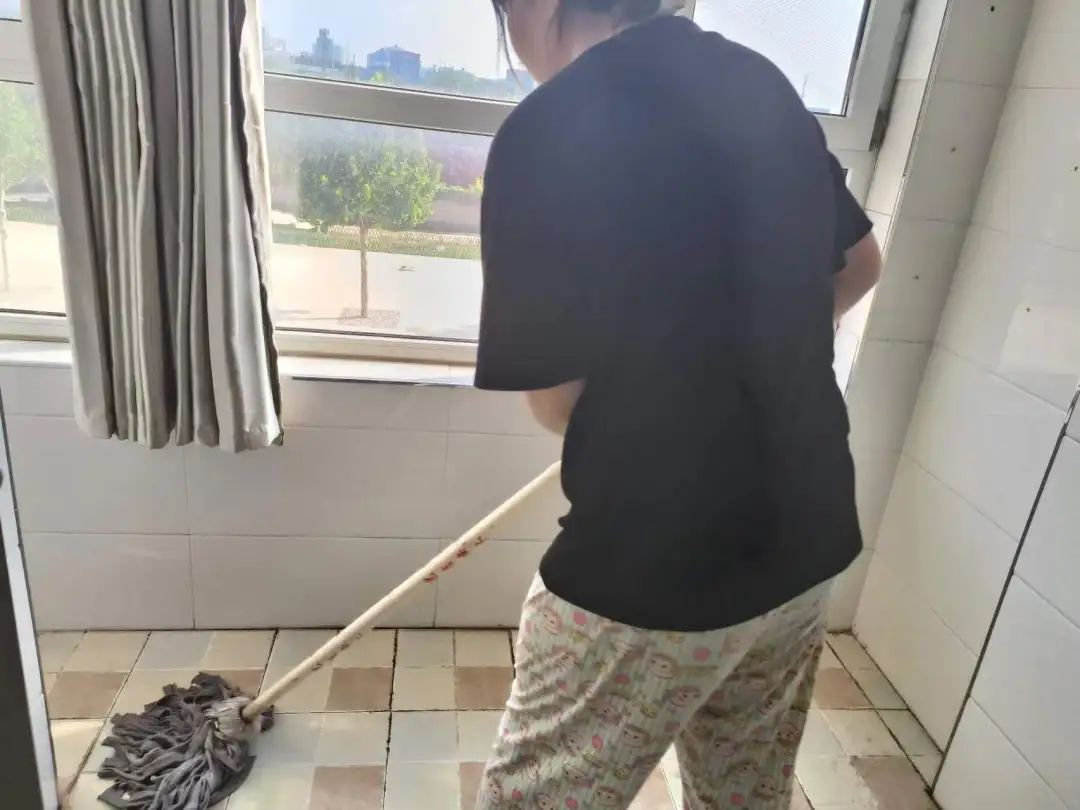 bat365官方官网||以爱迎新,服务引领美好大学路