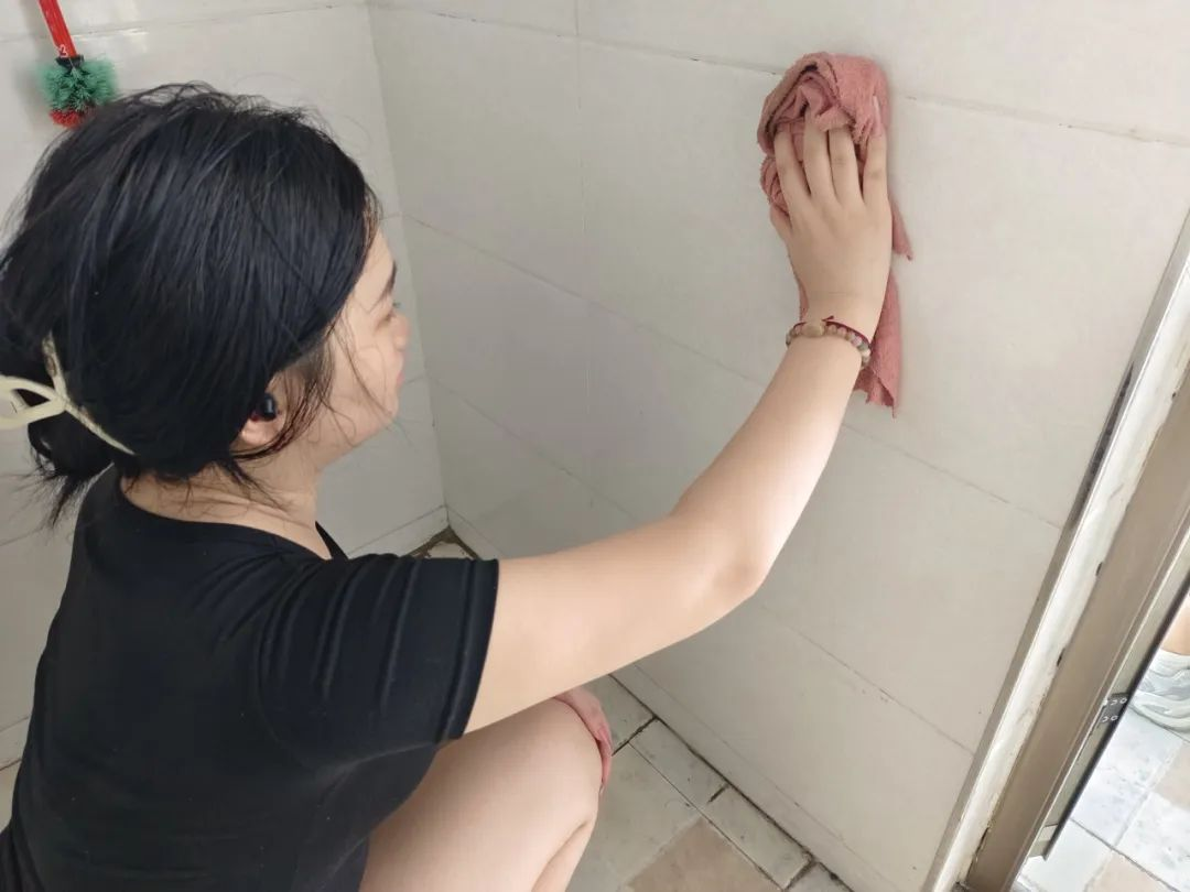 bat365官方官网||以爱迎新,服务引领美好大学路