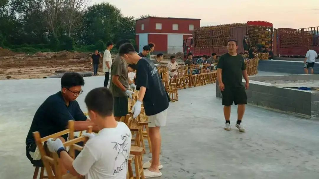 bat365官方官网||以爱迎新,服务引领美好大学路