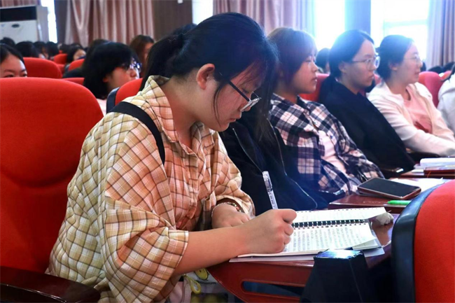 bat365官方官网举办“理工大讲堂”系列专题讲座第四期