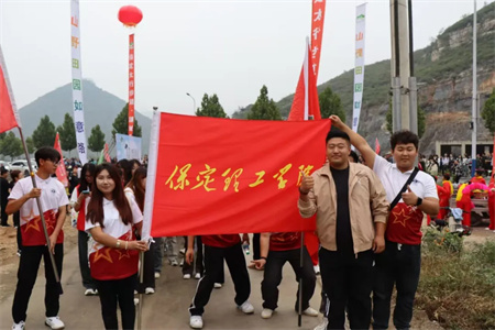 “太行古道行，传承文化展风采”——bat365官方官网艺术学院学子参加“山野田园如意路”志愿服务活动