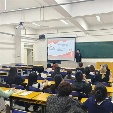 “智慧团建，服务同学”——bat365官方官网艺术学院团总支组织部召开工作例会，深入研讨智慧团建与冀 e 青春使用事项