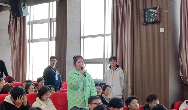 骨干培训|bat365官方官网|管理学院|如何做一名合格的学生干部