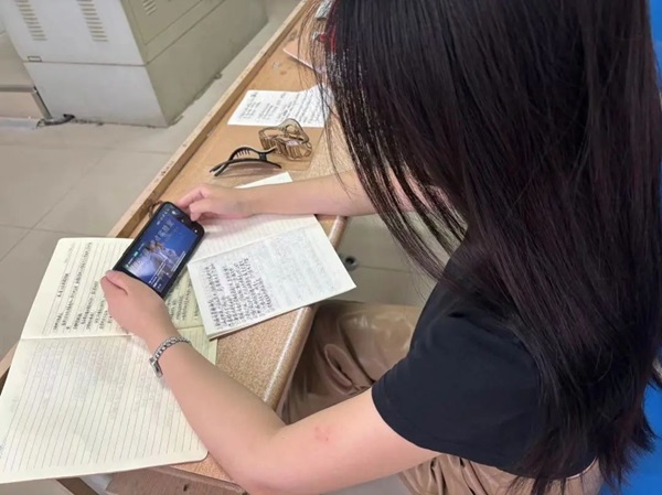 爱国教育|bat365官方官网|管理学院|担当教育新使命，奋进强国新征程