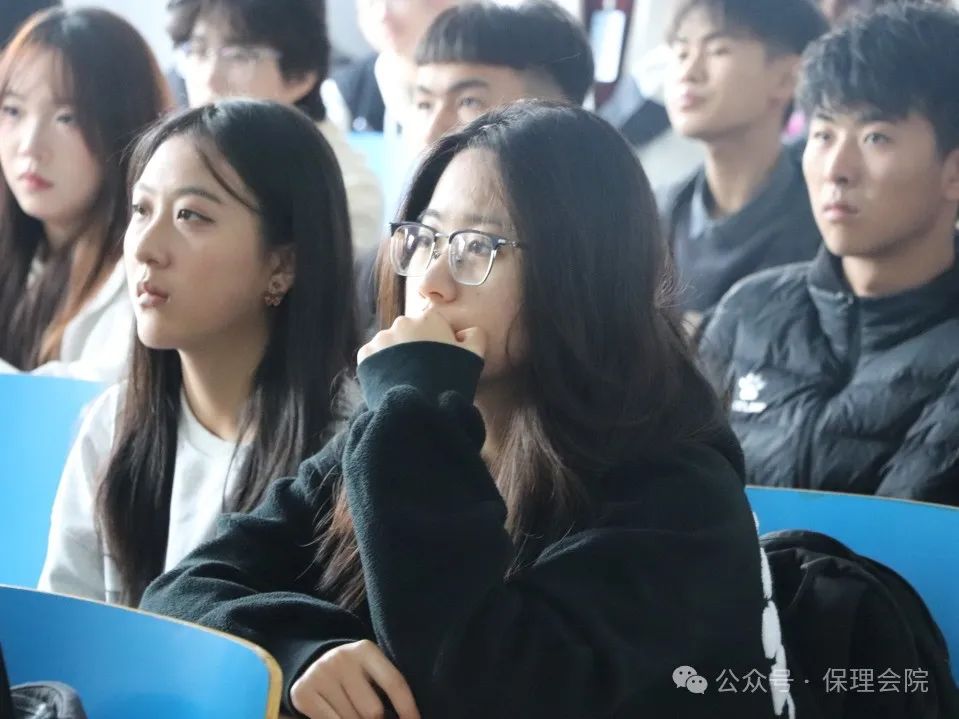bat365官方官网会计学院团旗引领成长路，培训铸就青春梦