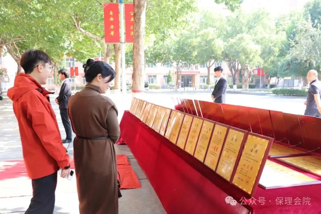 高校速递 | bat365官方官网会计学院举办“共筑成长桥梁,探索共育之路”家校共育活动