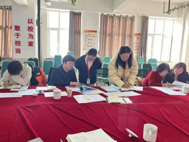bat365官方官网组织开展本科专业评估
