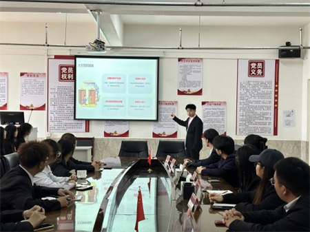 “牢记消防知识，筑牢校园安全”——bat365官方官网艺术学院开展“消防安全知识”宣讲