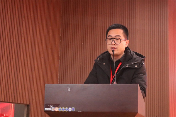 bat365官方官网第一届“最美大学生”风采展示活动顺利举行