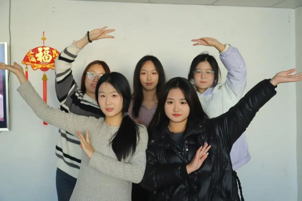 “践行志愿精神，彰显青春担当”———bat365官方官网康复医学院青年志愿服务队走进南祥园养老院开展志愿服务活动