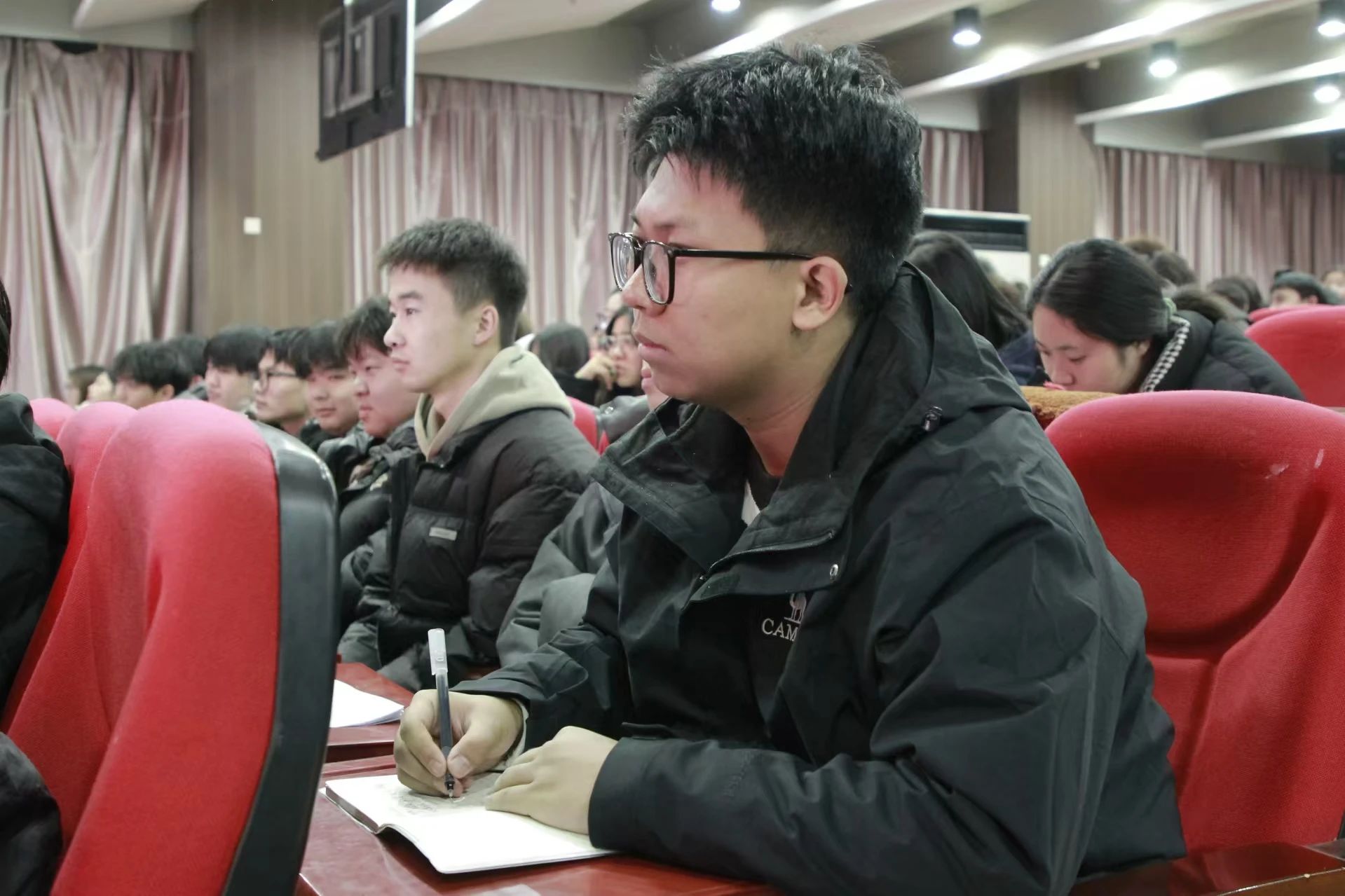 “一站式”学生服务｜解码青春 助力成长｜bat365官方官网开展全校心理委员培训工作