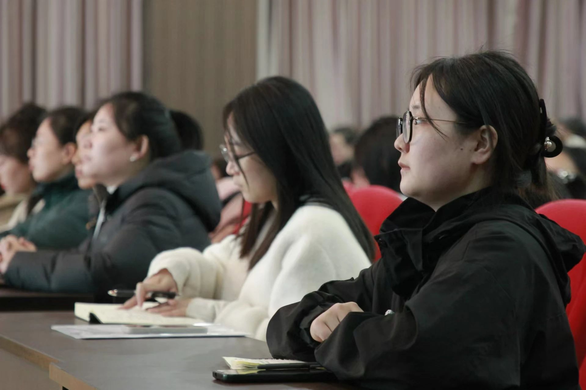 “一站式”学生服务｜解码青春 助力成长｜bat365官方官网开展全校心理委员培训工作