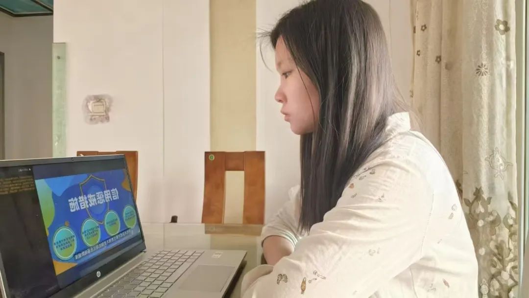 bat365组织全体大学生观看线上网络防诈骗知识讲座