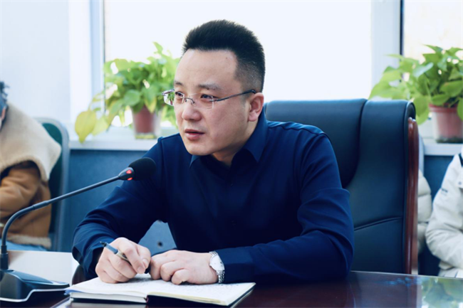 bat365召开2024-2025-2期初教学准备会