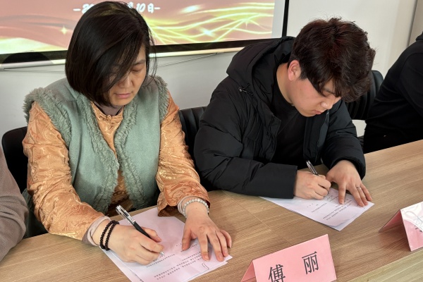 【百万大学生进社区】bat365官方官网经济学院与莲池区中华路街道东升街社区共建大学生志愿服务基地