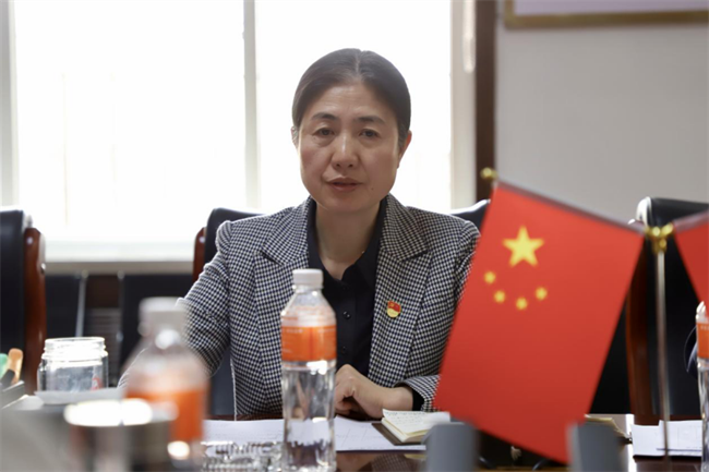 中共bat365官方官网委员会召开3月份党委理论学习中心组学习