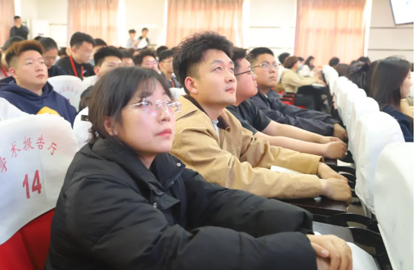 网格深耕展实绩 群贤共话绘蓝图||bat365官方官网学生工作网格化管理汇报
