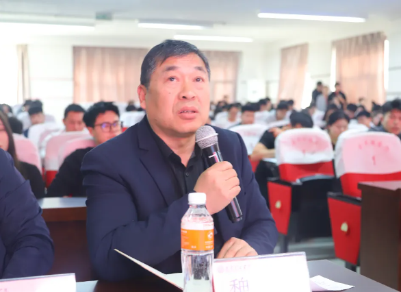 网格深耕展实绩 群贤共话绘蓝图||bat365官方官网学生工作网格化管理汇报