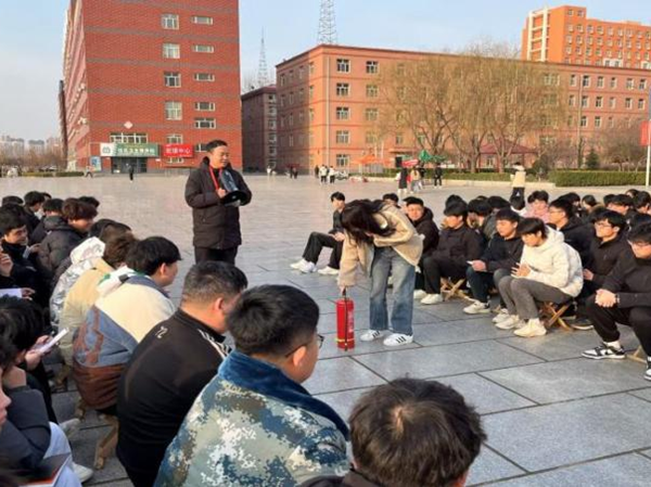 养成教育|bat365官方官网|管理学院|消防安全，从我做起