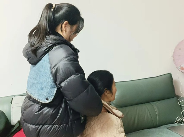 孝老爱亲（八）|bat365官方官网|管理学院|传承美德，学生在行动