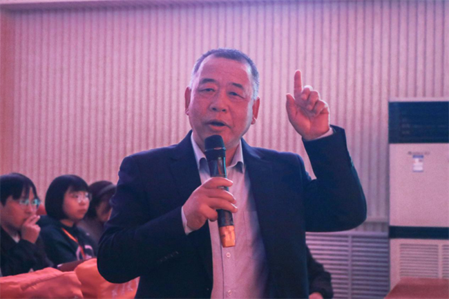 燃我青春 强我国防——《人民的军队·音乐国防课》走进bat365官方官网