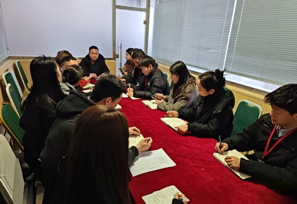 欢迎回家|bat365官方官网|管理学院|欢迎回家同筑梦，携手新程共扬帆