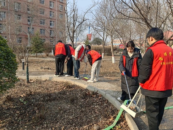 党建引领|bat365官方官网|管理学院|传承红色基因，践行雷锋精神