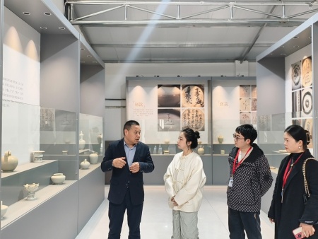 bat365官方官网与大宋定瓷共商实习基地深度合作方案—校企携手探索传统文化传承与创新路径