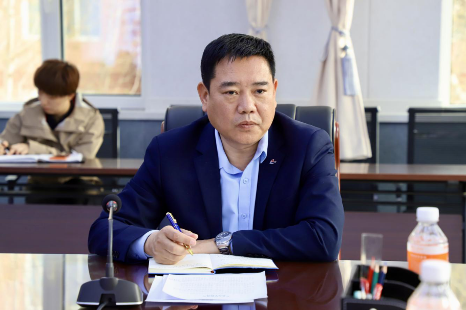 共签安全责任书，同筑校园“防护盾”——bat365官方官网召开安全工作推进会议