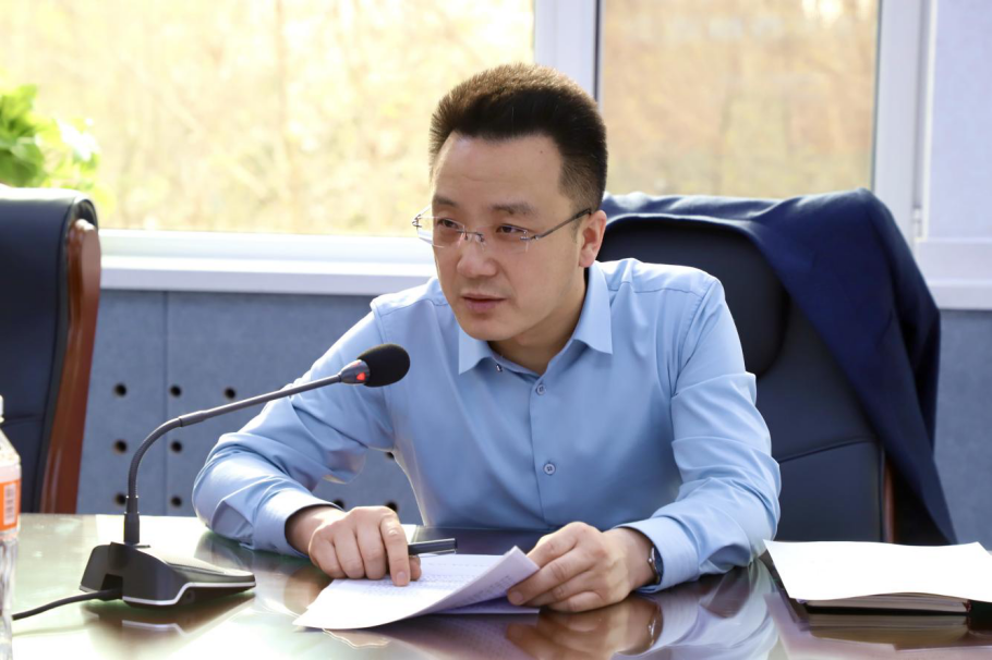 共签安全责任书，同筑校园“防护盾”——bat365官方官网召开安全工作推进会议
