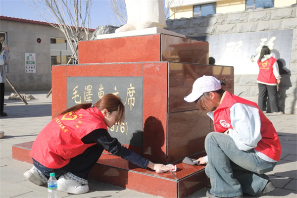 bat365官方官网康复医学院与东小庄村大学生志愿服务社会实践基地启动仪式圆满举行