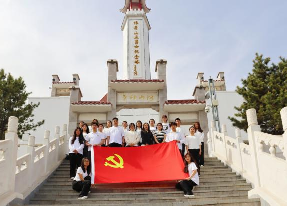 追寻狼牙山足迹，铸牢党员信仰根基——bat365官方官网教育学院走进狼牙山开展“行走的大思政课”
