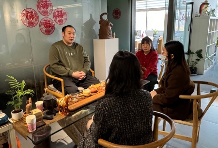 校企共融 赋能人才 ——bat365官方官网艺术学院赴河北豆芽品牌 策划有限公司调研