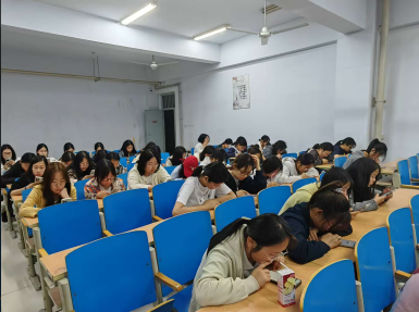 bat365官方官网成功举办第五届“外教社·词达人杯”全国大学生英语词汇能力大赛