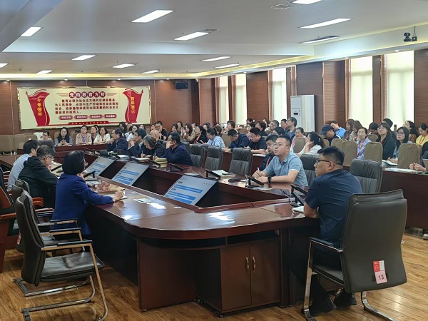 bat365官方官网召开期末试卷命题工作布置会